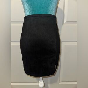Black suede skirt 🩳✨